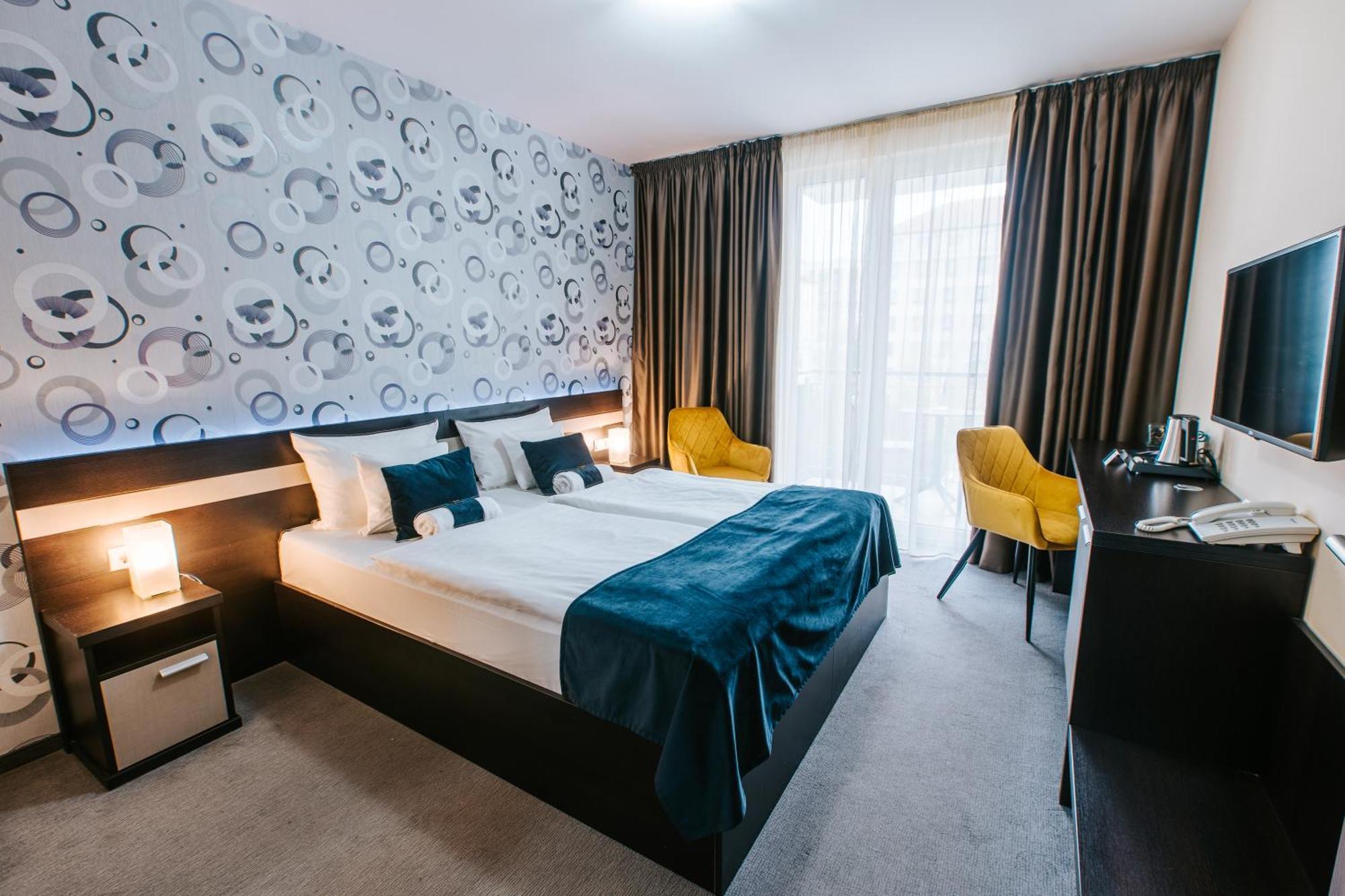 Hotel Auris Szeged Quarto foto